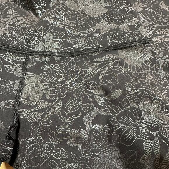 Lululemon Wunder Under High-Rise Tight Shine Logo Black Iridescent Foil Sz 4 EUC - Picture 6 of 9